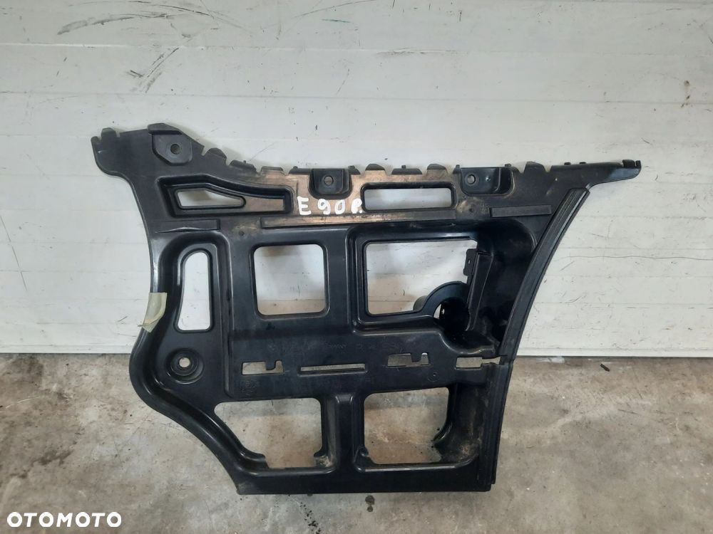 BMW 3 E90 ŚLIZG MOCOWANIA ZDERZAKA PRAWY TYŁ - 1