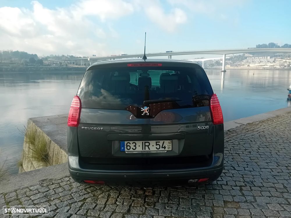 Peugeot 5008 1.6 HDi Premium - 4