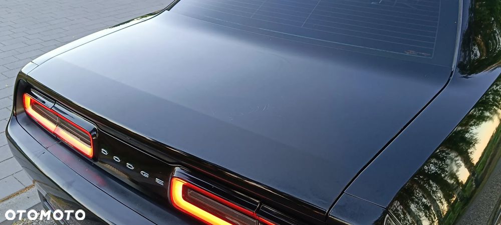 Dodge Challenger - 29
