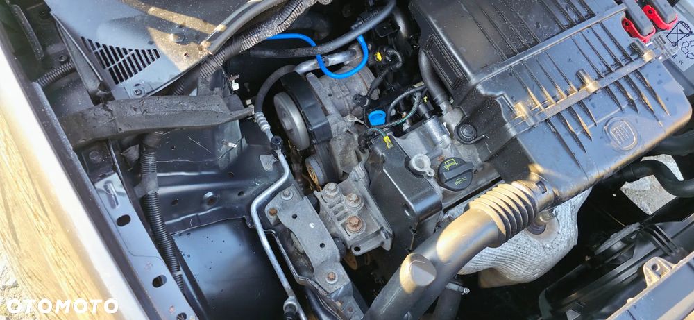 Fiat Punto Evo 1.4 8V Dynamic Euro5 - 16