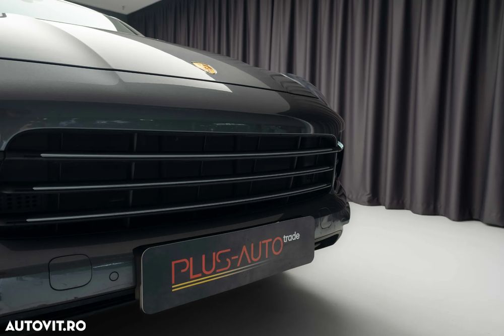 Porsche Cayenne Tiptronic S - 6