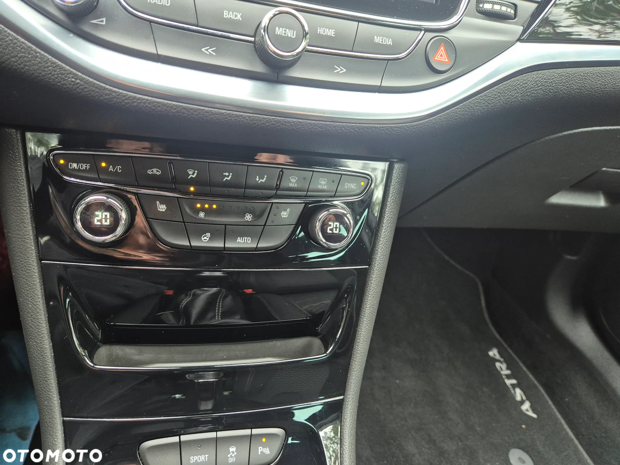 Opel Astra V 1.6 CDTI Essentia S&S - 16