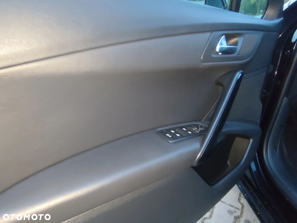 Peugeot 508 2.0 BlueHDi Allure S&S - 16
