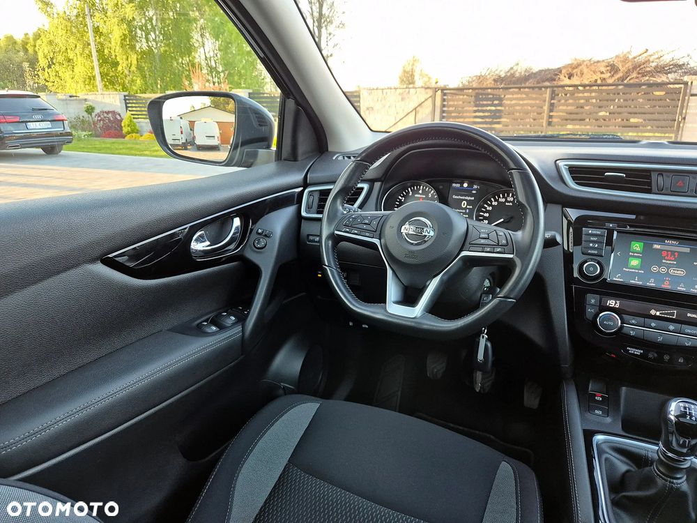 Nissan Qashqai 1.3 DIG-T N-WAY - 12