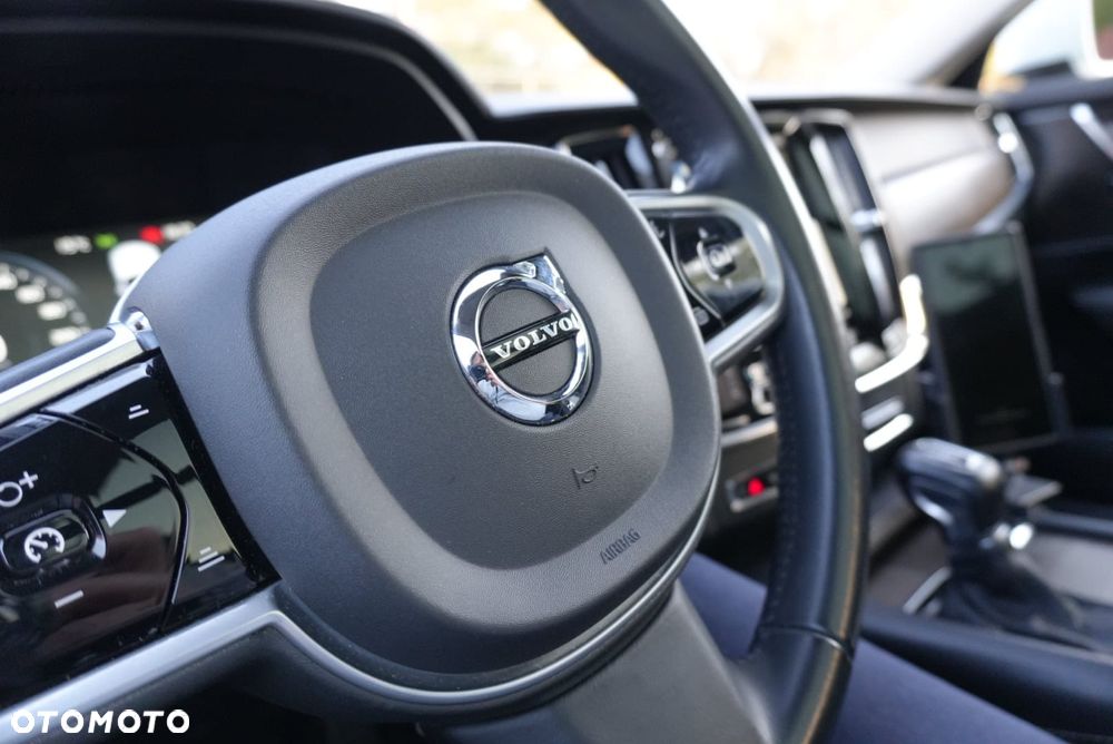 Volvo V90 Cross Country D5 AWD Pro - 12