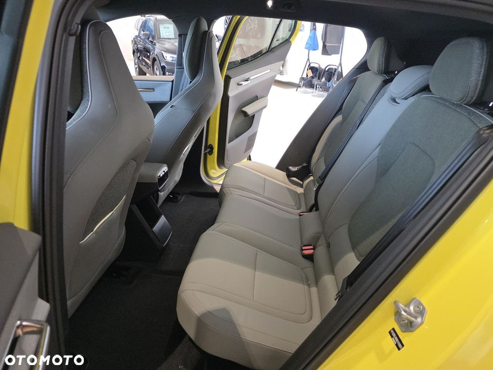 Volvo EX30 - 21