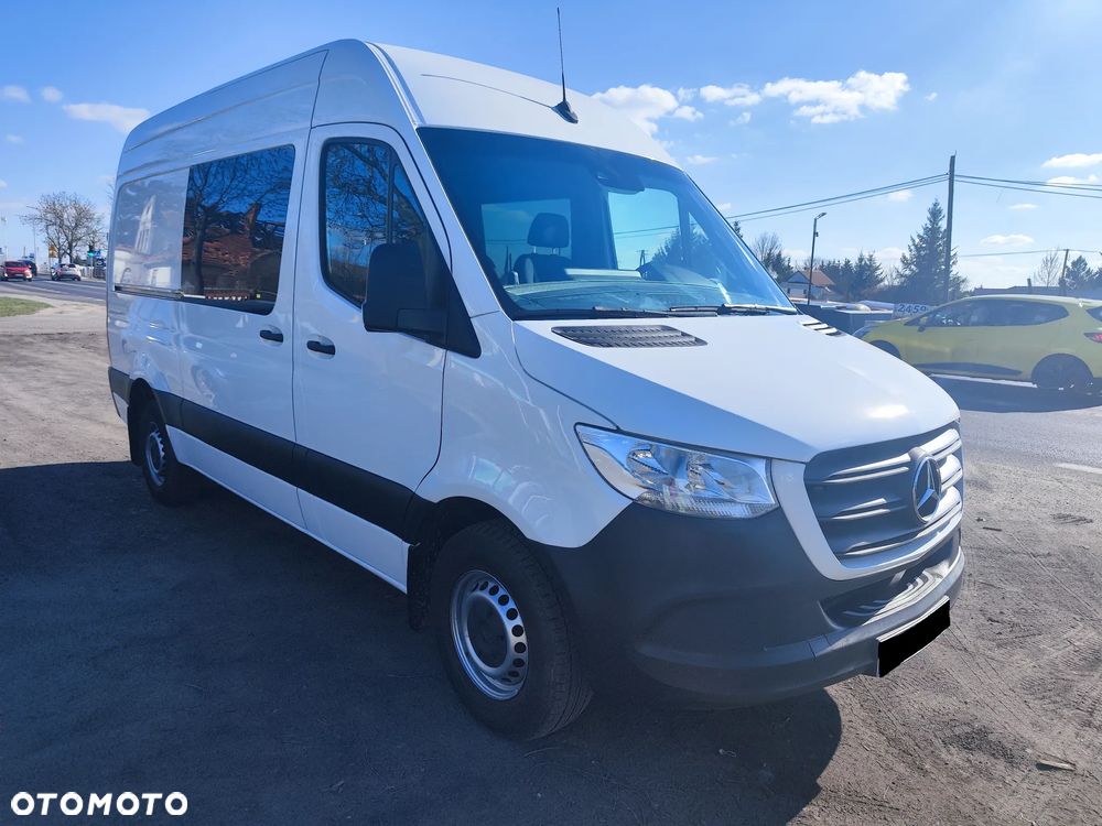 Mercedes-Benz SPRINTER wersja średnia Brygadówka 7-osobowa klima tempomat  salon Polska