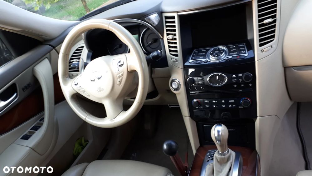 Infiniti FX FX30d S Premium - 19