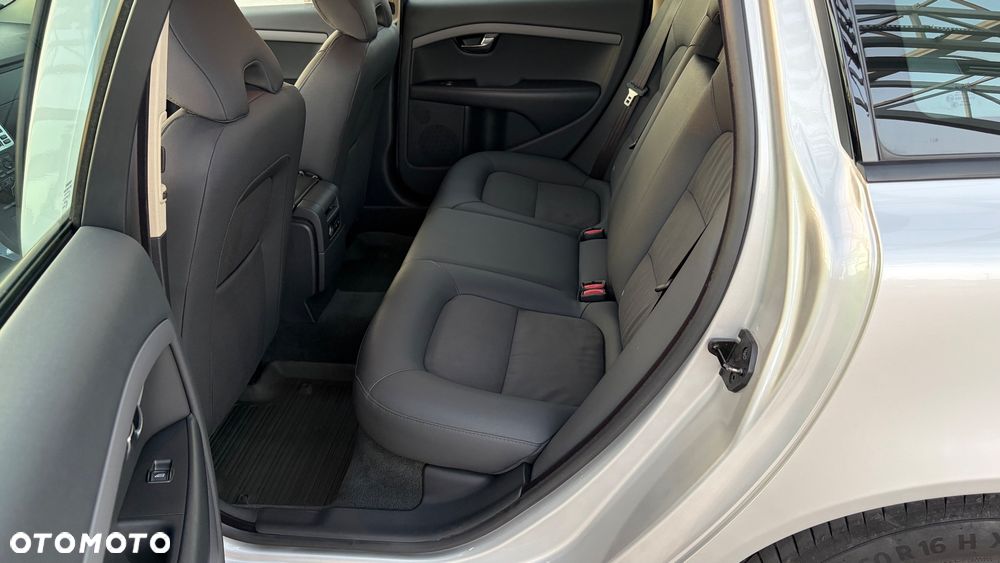 Volvo V70 2.0 - 7