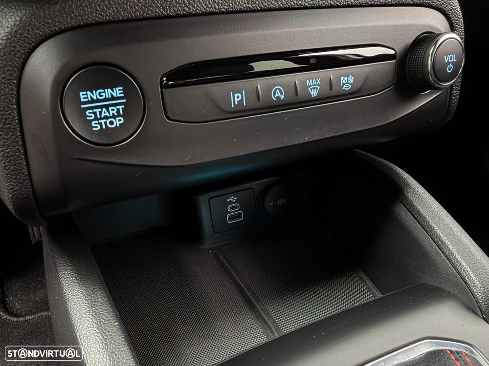 Ford Focus 1.0 EcoBoost MHEV ST-Line - 26