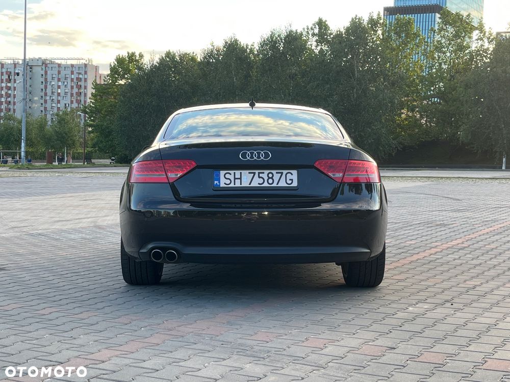 Audi A5 Coupé 2.0 TDI DPF quattro - 7