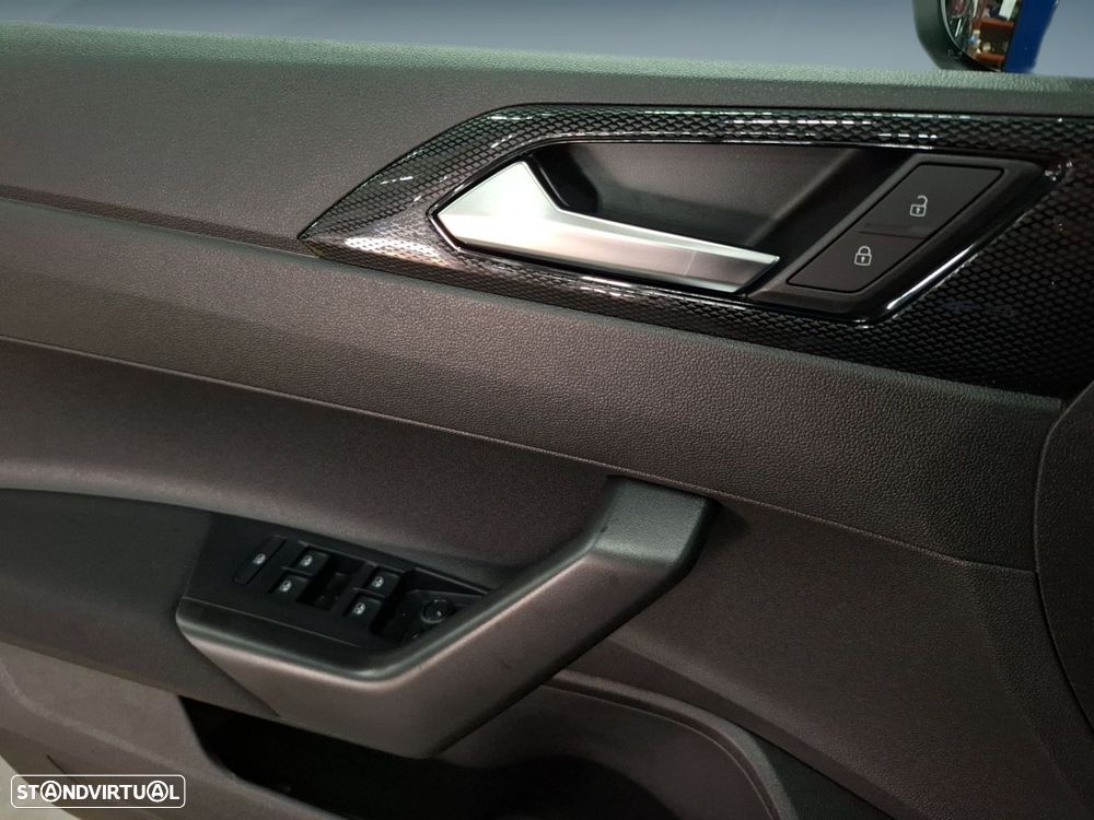 VW Taigo 1.0 TSI Urban - 21