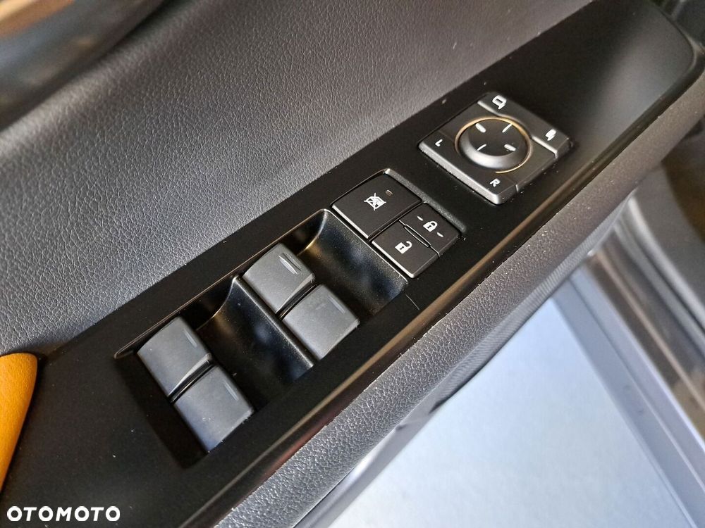 Lexus UX - 37