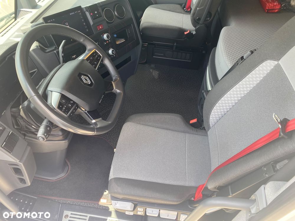 Renault T520 EVO 2025 (LIFT) HIGH CAB (STANDARD) - 25