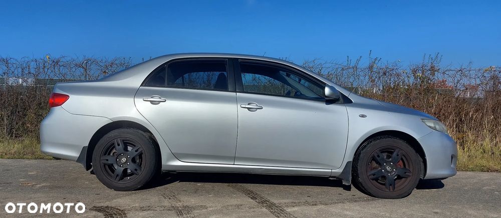 Toyota Corolla - 6