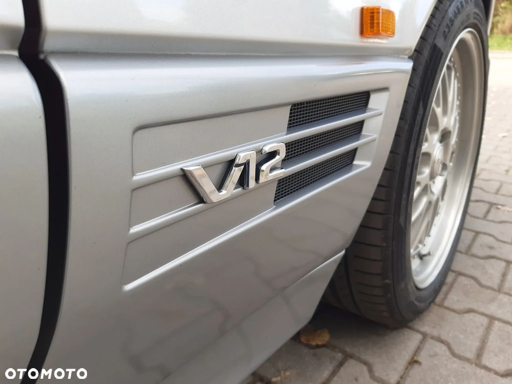 Mercedes-Benz SL - 12