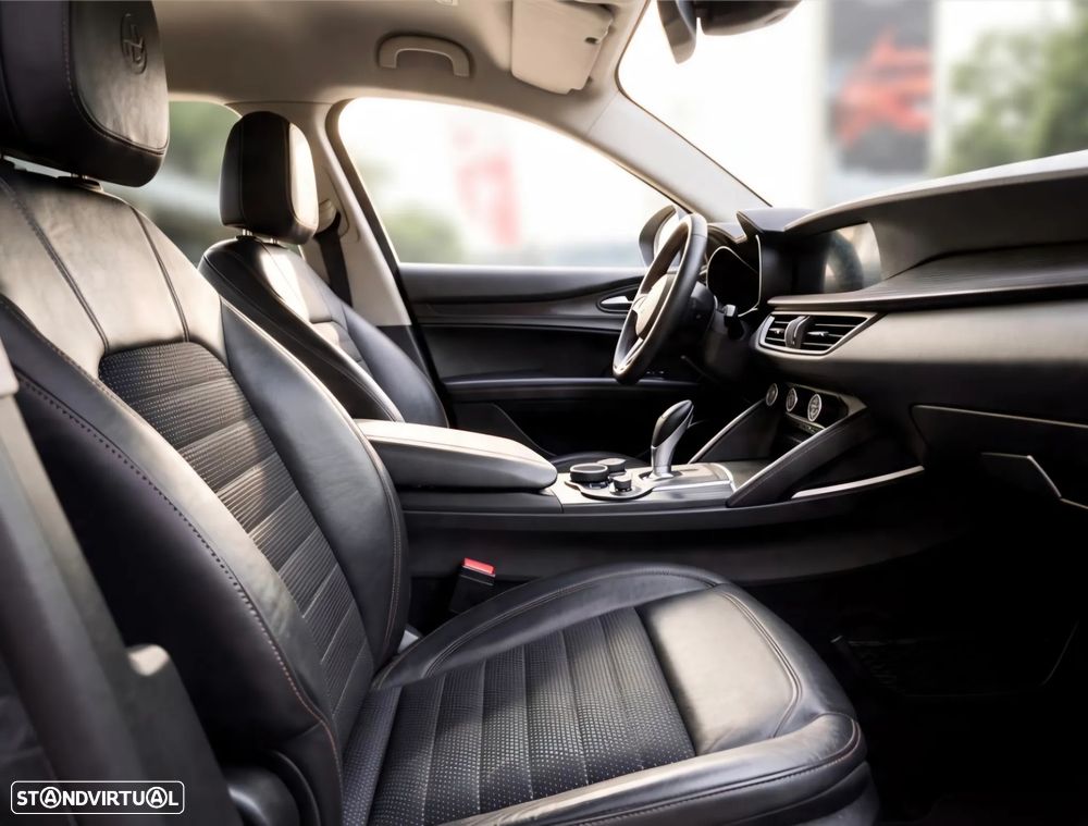 Alfa Romeo Stelvio 2.2 D Super AT8 - 14