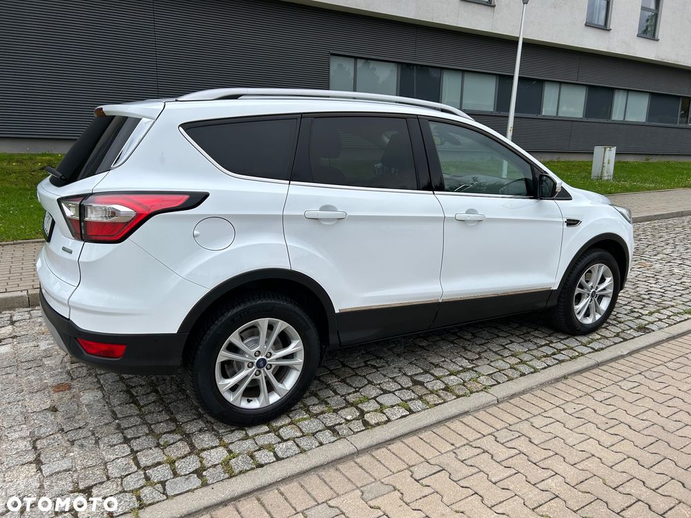 Ford Kuga 1.5 EcoBoost 2x4 Titanium - 8