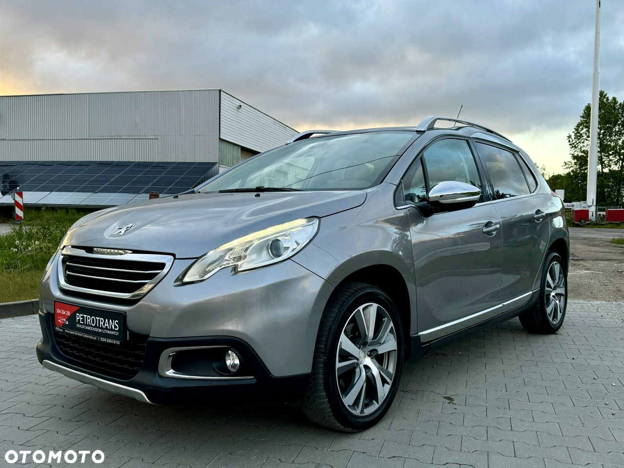 Peugeot 2008 - 6
