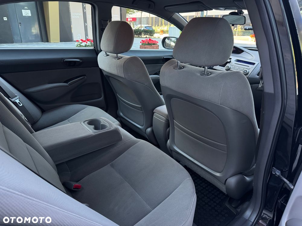 Honda Civic 1.8 Comfort - 10