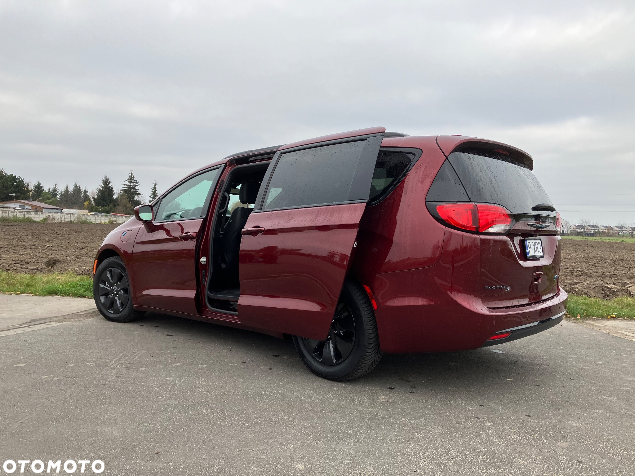 Chrysler Pacifica - 5