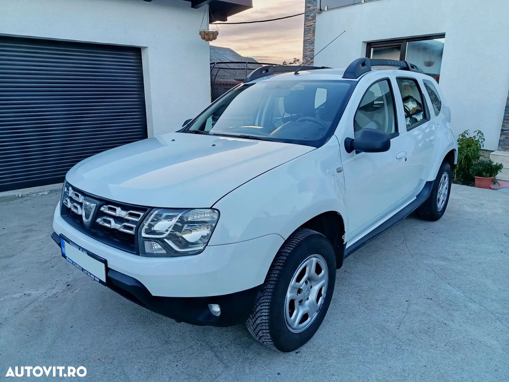Dacia Duster 1.6 4x2 Laureate - 1