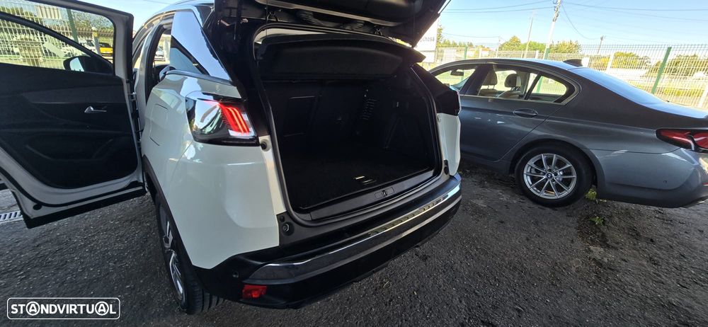 Peugeot 3008 1.6 Hybrid Allure Pack e-EAT8 - 34