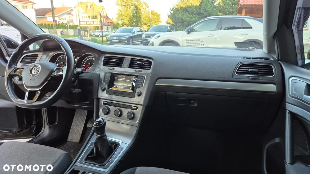Volkswagen Golf 1.2 TSI BMT Trendline EU6 - 18