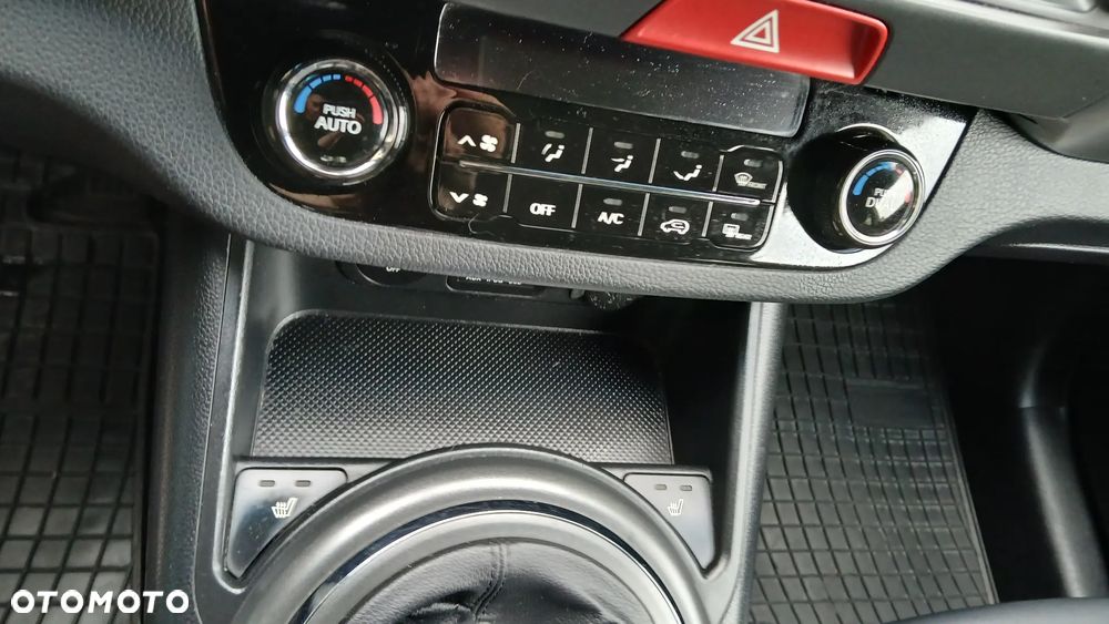 Kia Sportage 1.7 CRDI 2WD Attract - 9