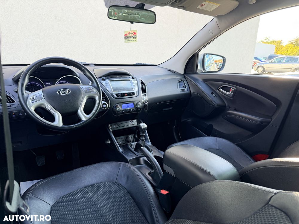 Hyundai ix35 1.7 CRDI 2WD Fifa World Cup Edition - 18