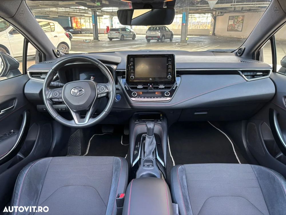 Toyota Corolla ver-2-0-hsd-exclusive - 11