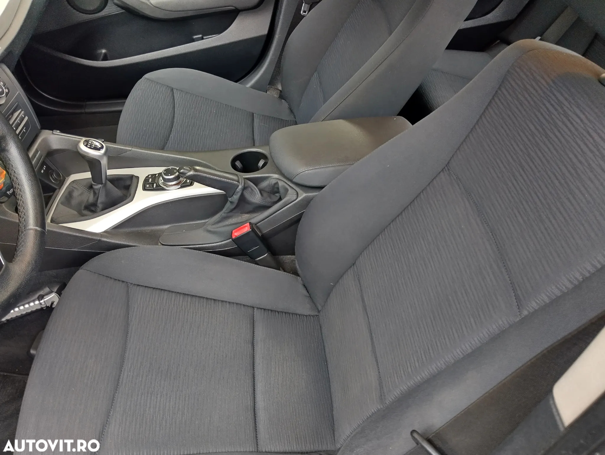 BMW X1 sDrive18i Sport Line - 14