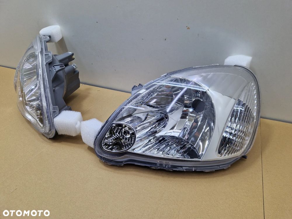 NOWE ICHIKOH  REFLEKTOR LAMPA PRZÓD PRZEDNIA TOYOTA YARIS 03-05 NOWE PRAWE LEWE - 2