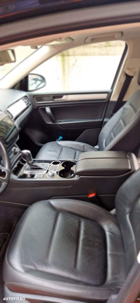 Volkswagen Touareg 3.0 V6 TDI BMT - 8