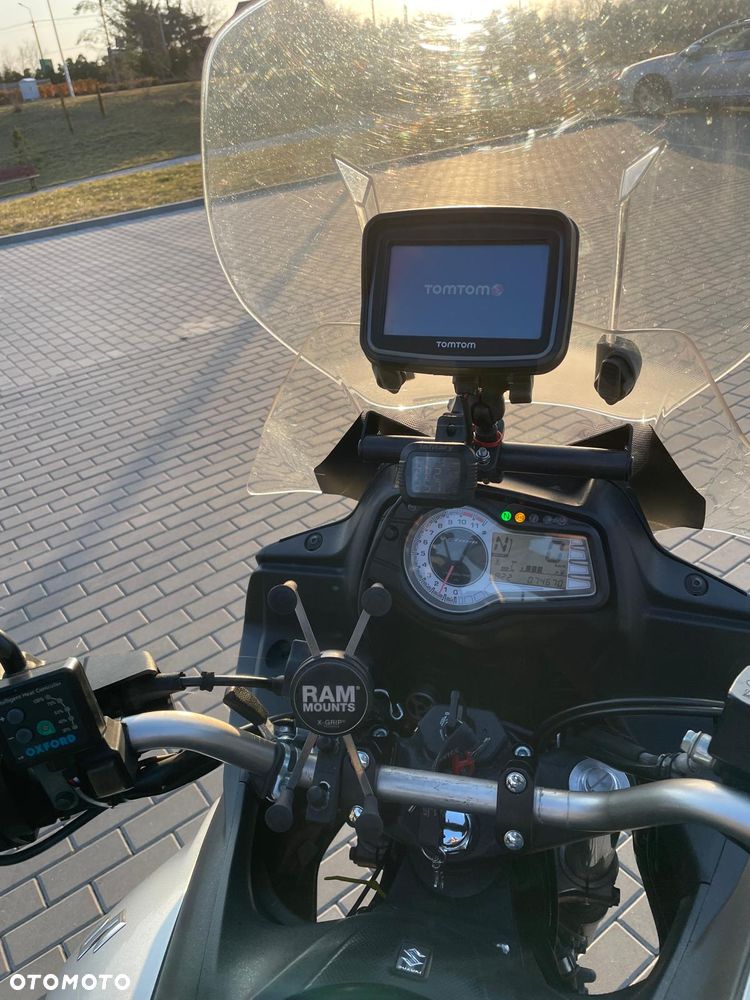 Suzuki V-STROM - 20