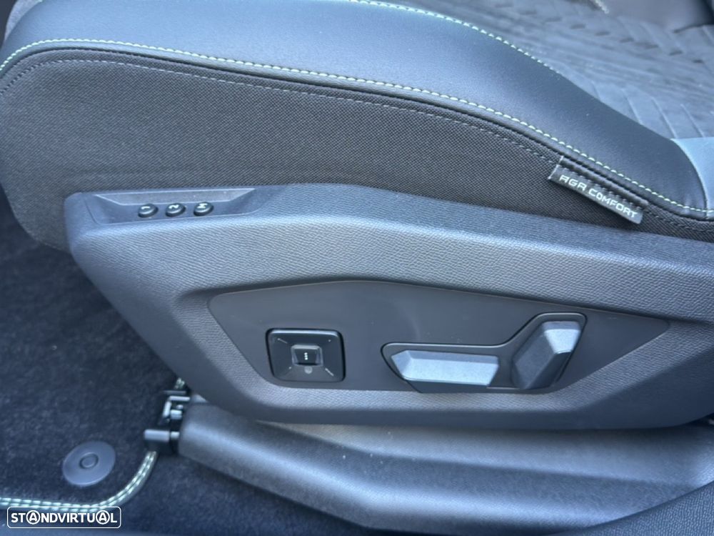 Peugeot E-3008 73 kWh Dual Motor Launch Edition - 13