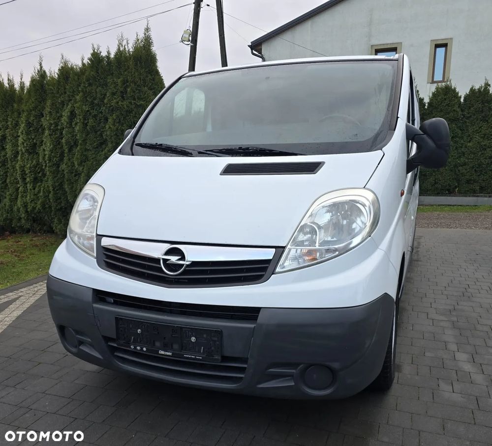 Opel Vivaro - 4