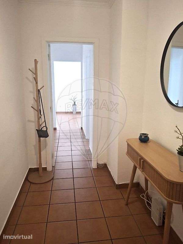 Apartamento T2 para arrendamento - Grande imagem: 2/12