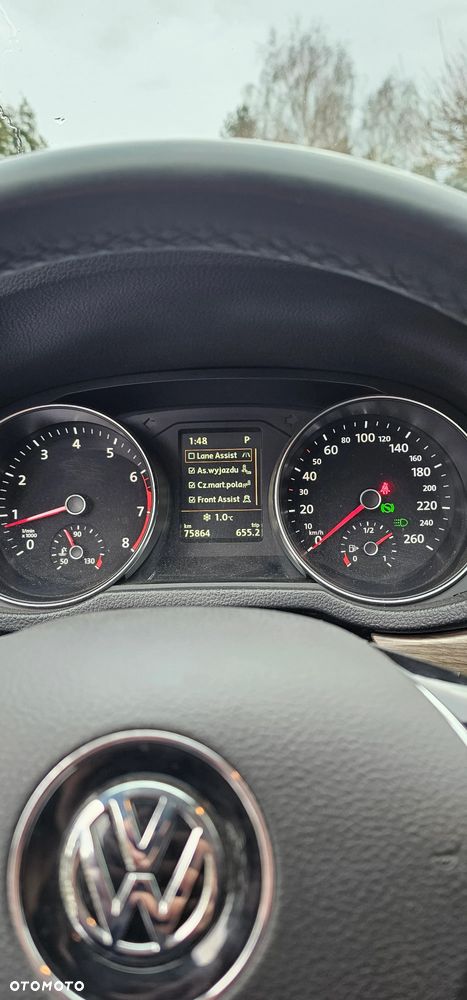 Volkswagen Passat - 14