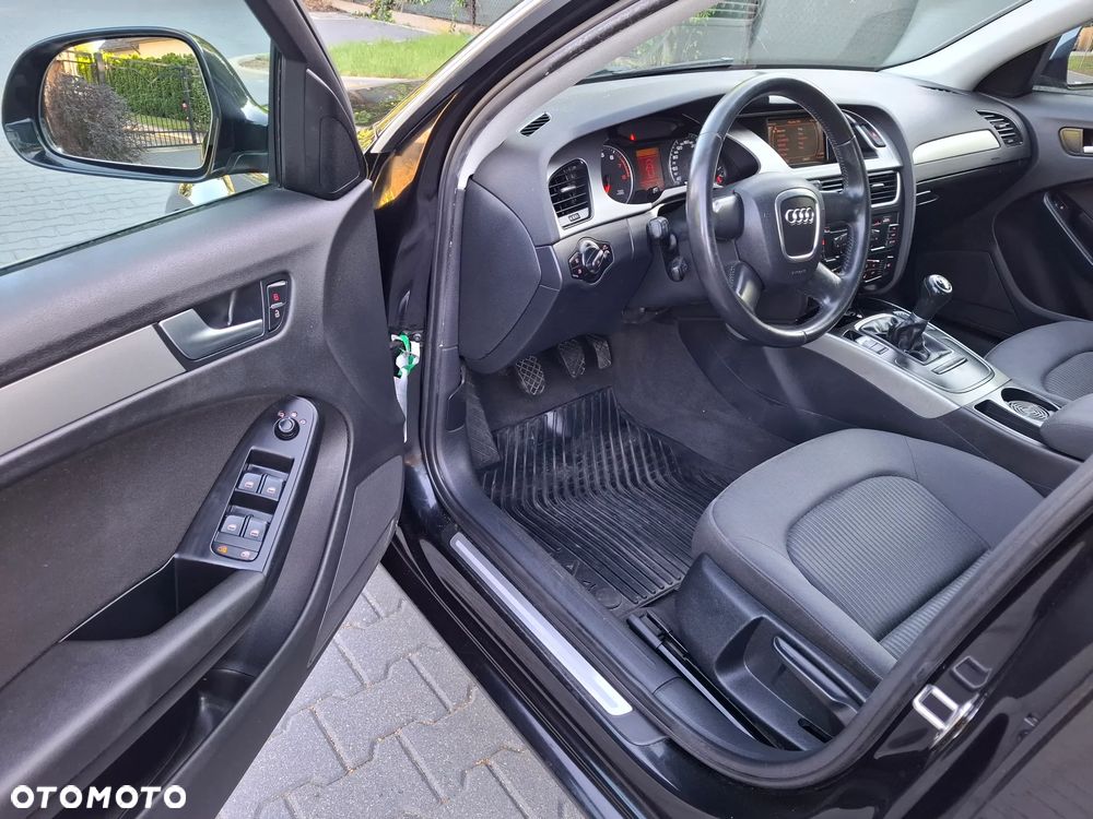 Audi A4 Avant - 6