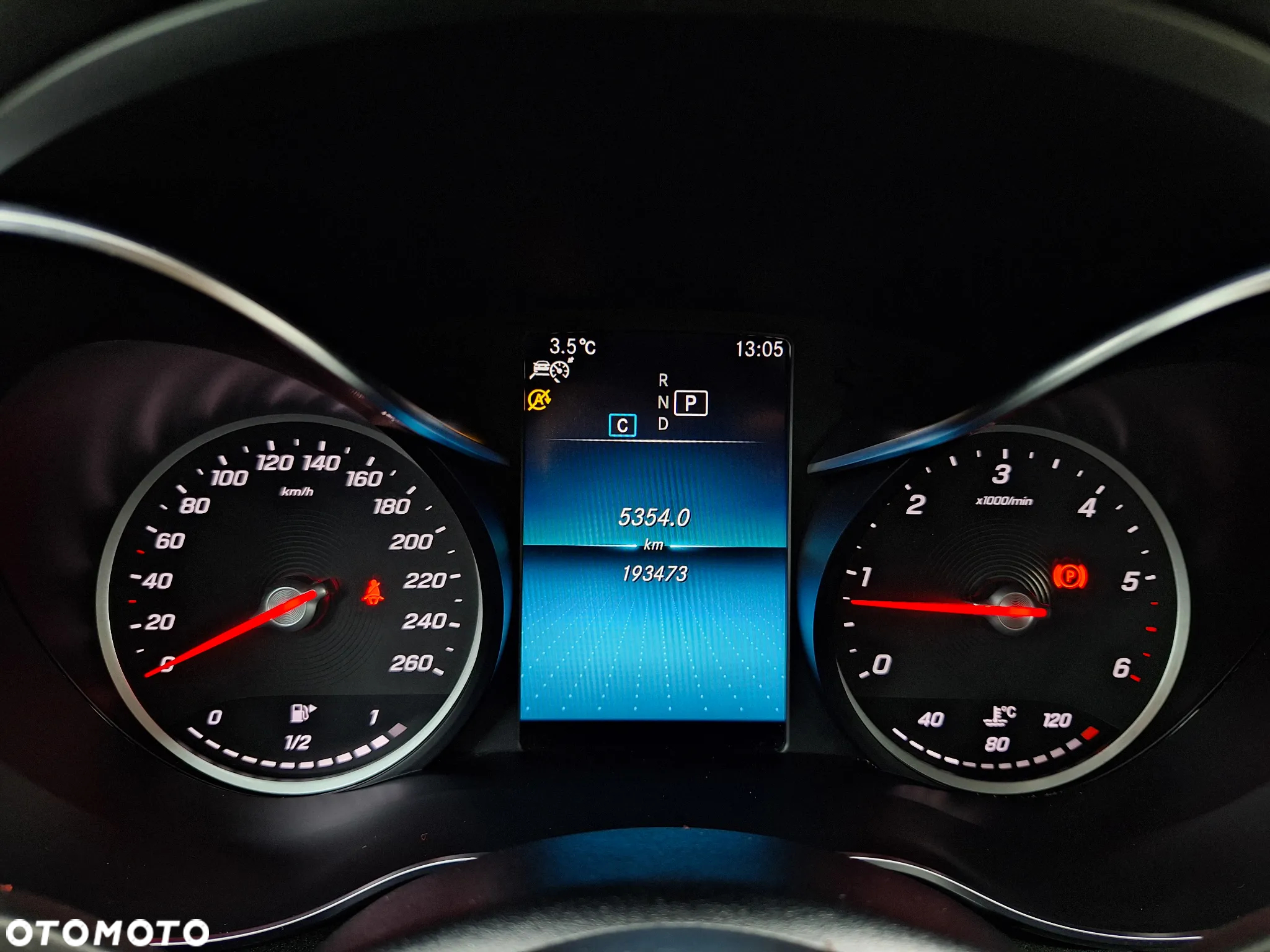 Mercedes-Benz Klasa C 220 d 9G-TRONIC - 33
