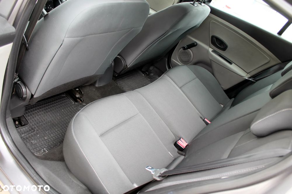 Renault Megane 1.6 16V 100 Authentique - 13