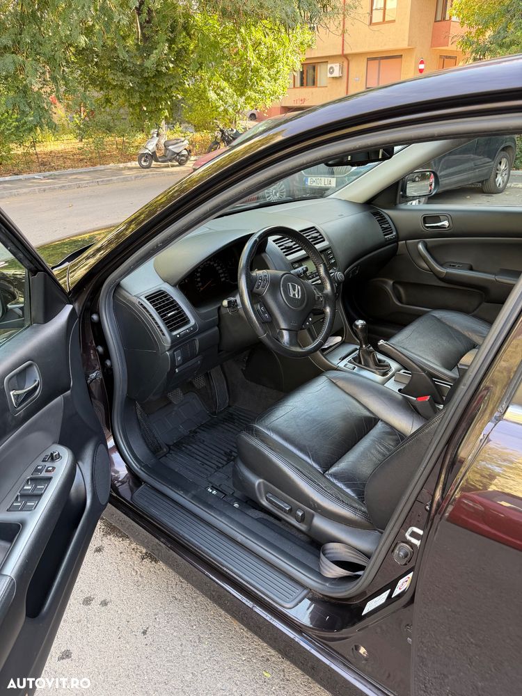 Honda Accord - 13