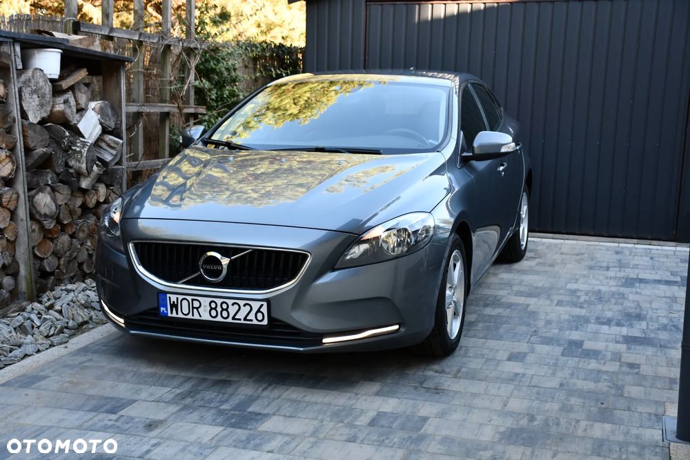 Volvo V40 D2 - 4