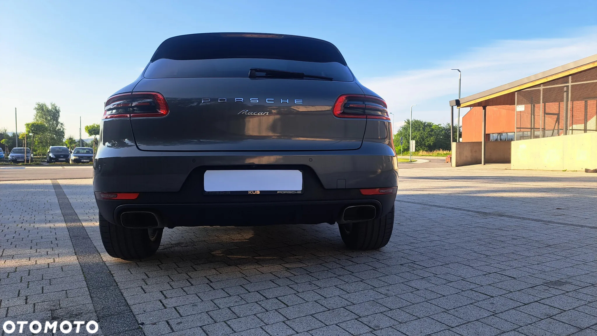 Porsche Macan - 16