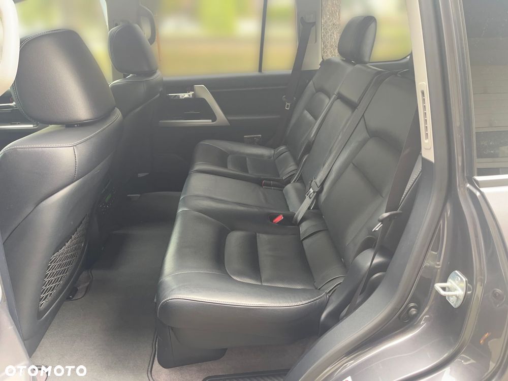 Toyota Land Cruiser LC 4.5 D-4D V8 Limited - 10