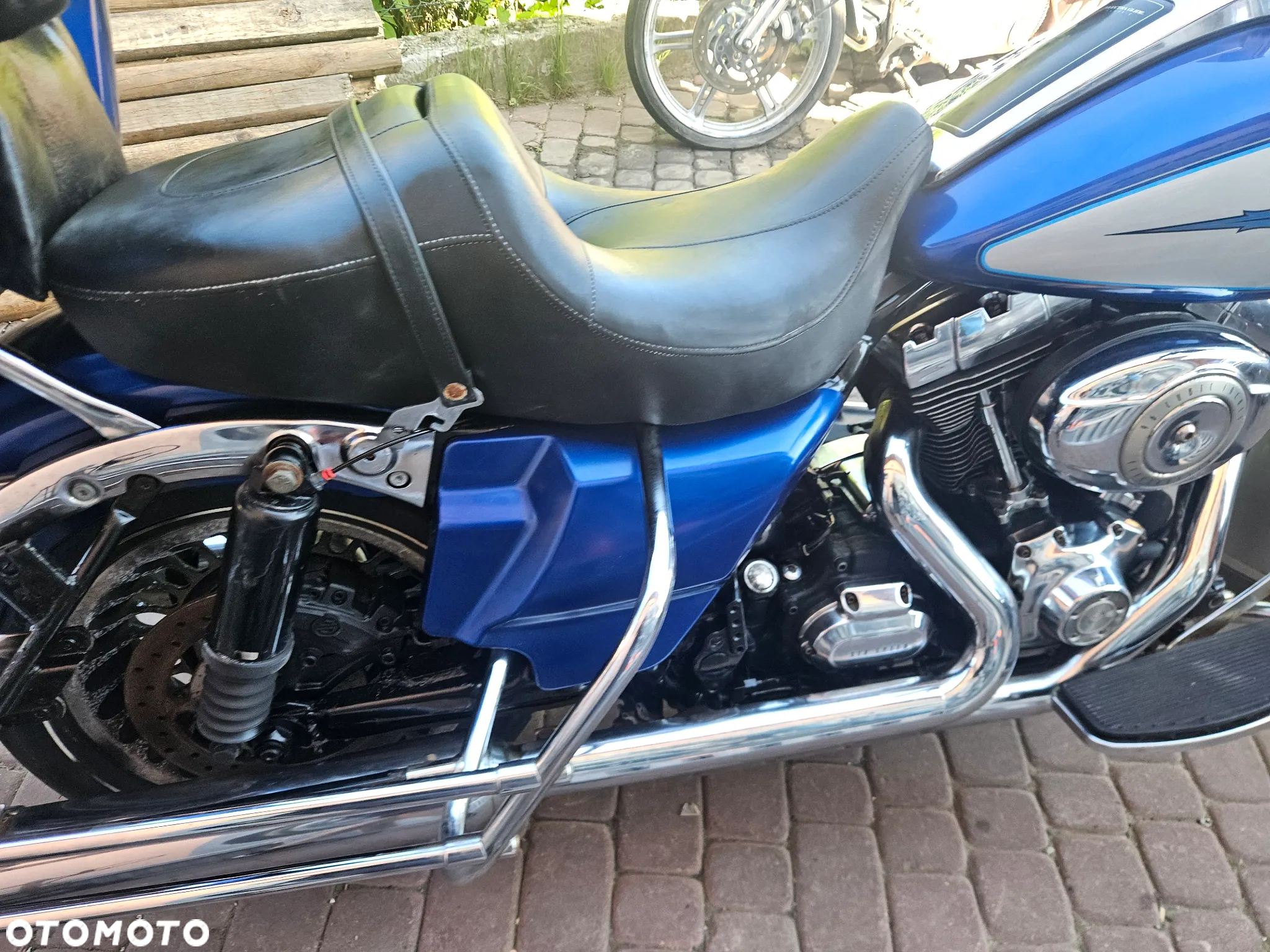 Harley-Davidson FLH Electra Glide - 29