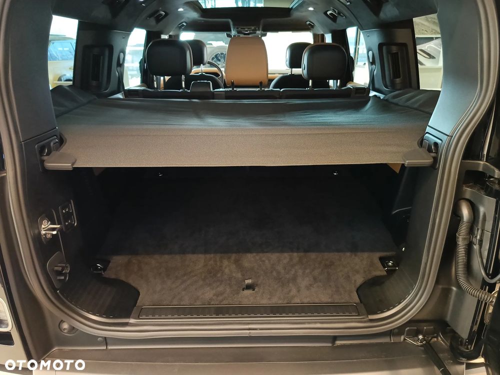 Land Rover Defender 5.0 P500 V8 - 36