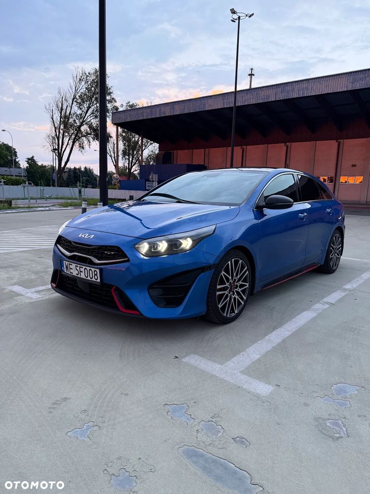 Kia ProCeed - 12