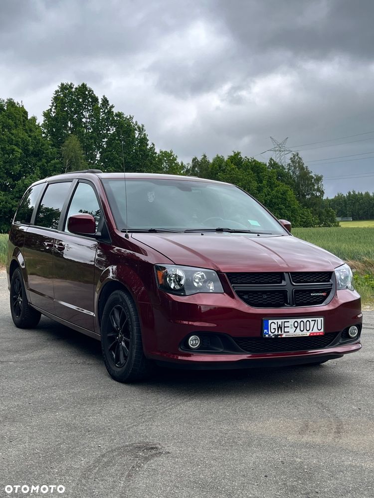 Dodge Grand Caravan 3.6 R/T - 1